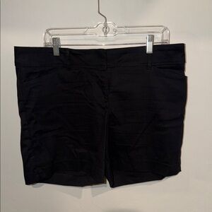 The Limited Women's Classic Black Shorts